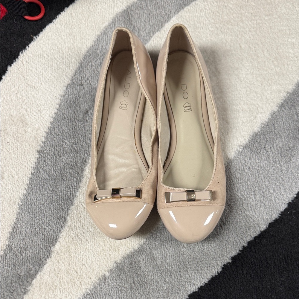 ALDO Women's Nude Bow Flats
